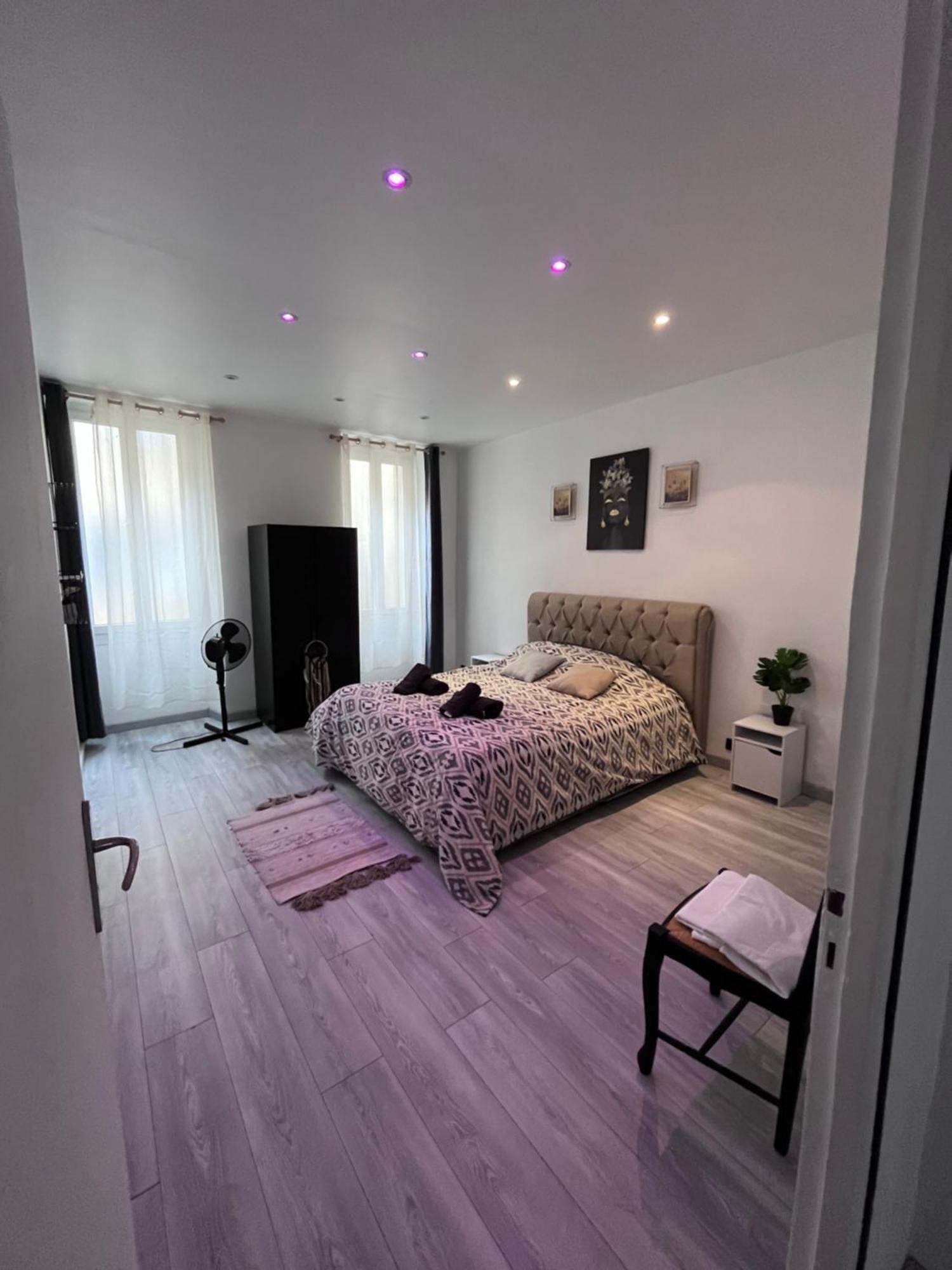 « Le Madeleine » Apartment Marseille Exterior photo